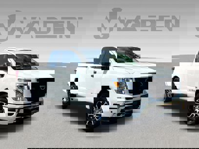 New 2024 Nissan Titan SV