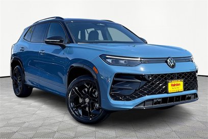 New 2025 Volkswagen Tiguan SE R-Line