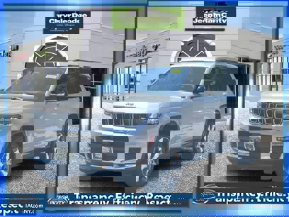 Used 2022 Jeep Grand Cherokee L Limited