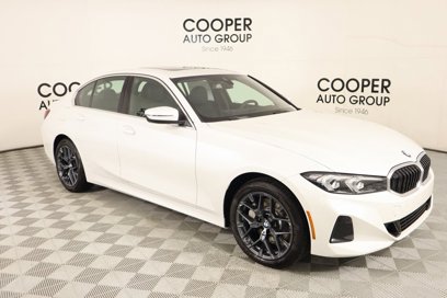 New 2025 BMW 330i xDrive Sedan w/ Convenience Package