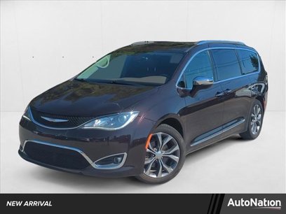 Used 2017 Chrysler Pacifica Limited w/ UConnect Theater Package