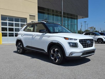 New 2025 Hyundai Venue Limited