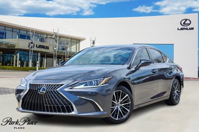 New 2025 Lexus ES 350 w/ Premium Package