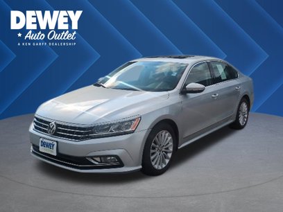Used 2016 Volkswagen Passat 1.8T SE w/ Lighting Package (P06)