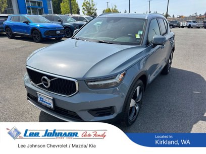 Used 2020 Volvo XC40 T5 Momentum w/ Protection Package Premier