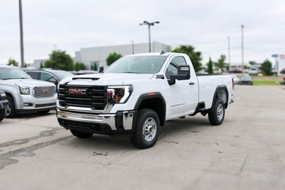 New 2025 GMC Sierra 2500 Pro w/ Convenience Package