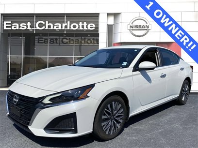 Used 2023 Nissan Altima 2.5 SV