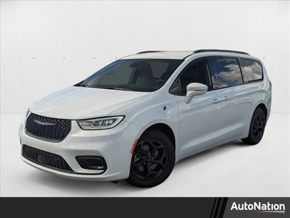 Used 2021 Chrysler Pacifica Touring-L w/ S Appearance Package