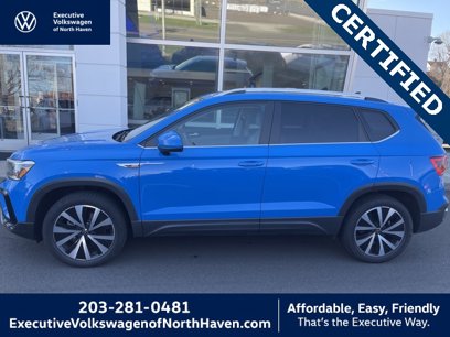 Certified 2022 Volkswagen Taos SE w/ Panoramic Sunroof Package
