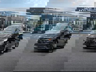 New 2025 Hyundai Elantra Limited