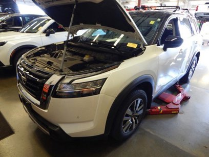 Used 2024 Nissan Pathfinder SL