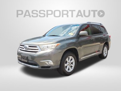Used 2012 Toyota Highlander SE