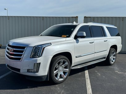 Used 2016 Cadillac Escalade ESV Luxury