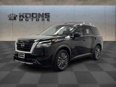 Used 2023 Nissan Pathfinder SL w/ SL Premium Package