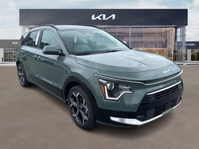 New 2025 Kia Niro EX Touring