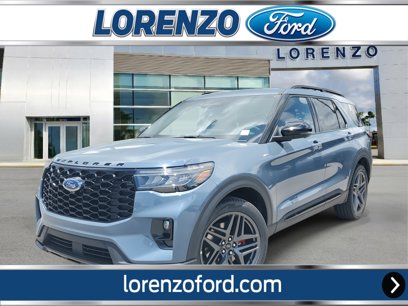 New 2025 Ford Explorer ST-Line w/ Premium Package