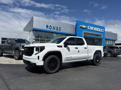 New 2025 GMC Sierra 1500 Pro w/ Graphite Edition