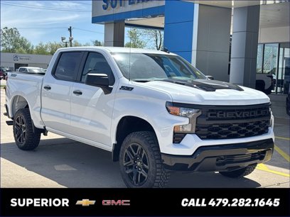 New 2025 Chevrolet Silverado 1500 Custom Trail Boss w/ Dark Appearance Package