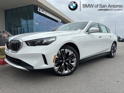 New 2025 BMW 530i xDrive