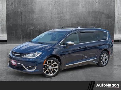 Used 2017 Chrysler Pacifica Limited