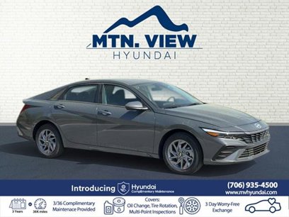 New 2025 Hyundai Elantra Blue