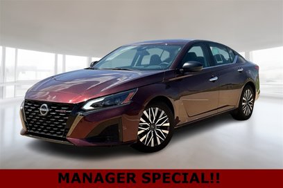 Used 2025 Nissan Altima 2.5 SV