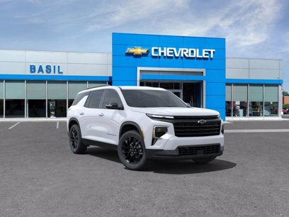 New 2025 Chevrolet Traverse LT