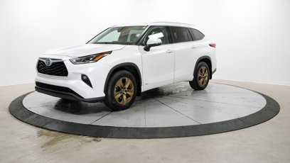 Used 2022 Toyota Highlander Bronze Edition