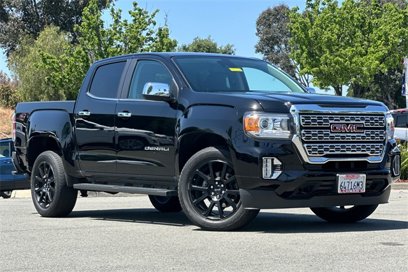 Used 2022 GMC Canyon Denali w/ Denali Black Edition Package