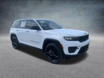Used 2022 Jeep Grand Cherokee Altitude