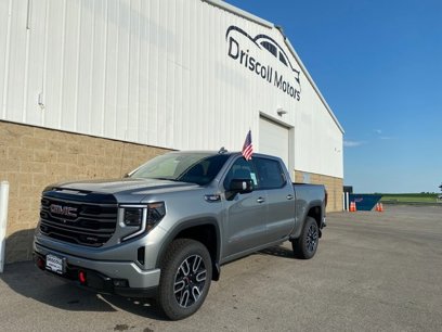 New 2025 GMC Sierra 1500 AT4 w/ AT4 Preferred Package