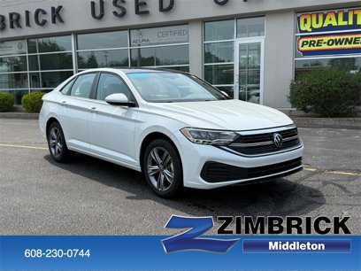 Certified 2024 Volkswagen Jetta SE w/ Panoramic Sunroof Package