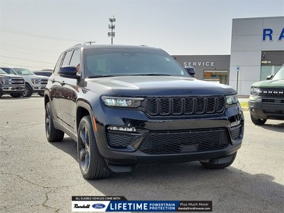 Used 2024 Jeep Grand Cherokee Limited w/ Black Appearance Package