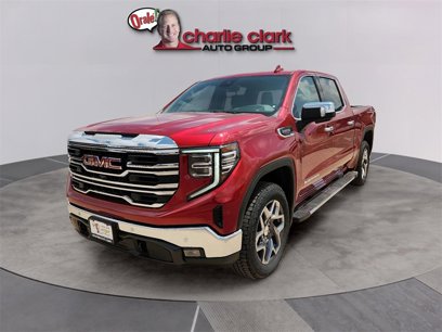 New 2025 GMC Sierra 1500 SLT