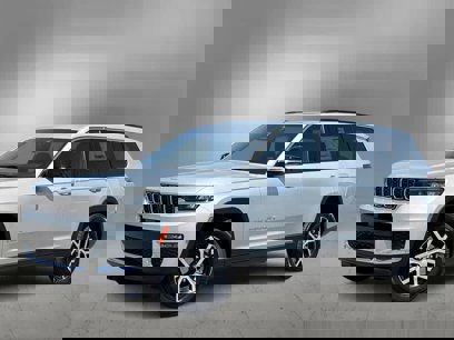 New 2025 Jeep Grand Cherokee L Limited w/ Trailer Tow Package