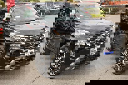New 2025 Nissan Rogue SL