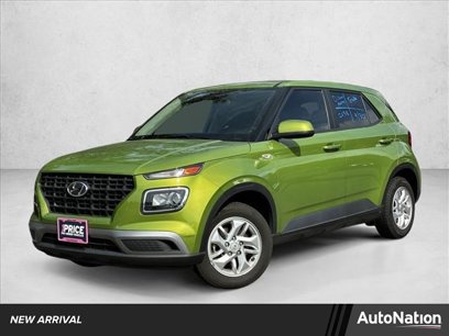 Used 2022 Hyundai Venue SE w/ Cargo Package
