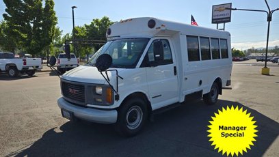 Used 2000 GMC Savana 3500 w/ Cold-Climate Pkg