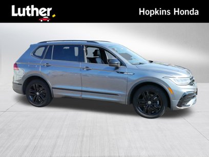 Used 2022 Volkswagen Tiguan SE R-Line