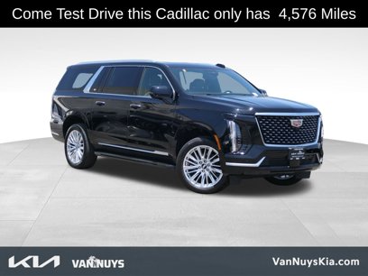 Used 2025 Cadillac Escalade ESV Premium Luxury