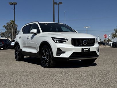 Certified 2025 Volvo XC40 B5 Core