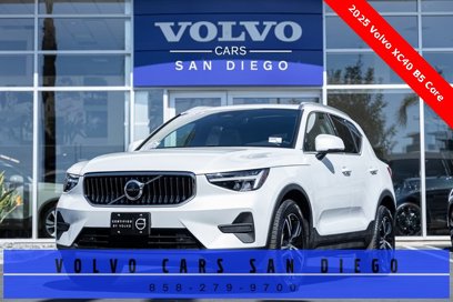 Certified 2025 Volvo XC40 B5 Core