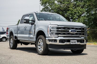 New 2025 Ford F350 Lariat w/ Lariat Ultimate Package