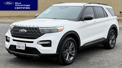 Certified 2022 Ford Explorer XLT w/ Equipment Group 202A