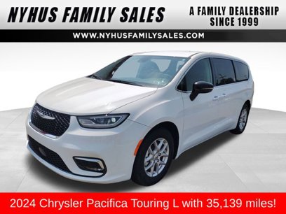 Used 2024 Chrysler Pacifica Touring-L