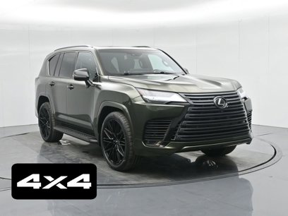 Used 2022 Lexus LX 600 4WD w/ Premium Package