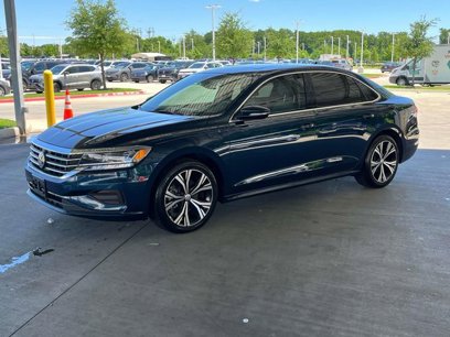 Used 2022 Volkswagen Passat 2.0T SE