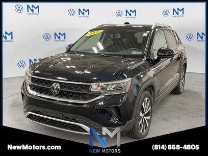Used 2022 Volkswagen Taos SE w/ Panoramic Sunroof Package