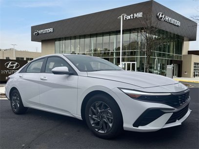 Certified 2024 Hyundai Elantra Blue