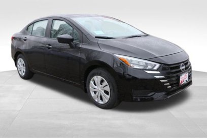 New 2025 Nissan Versa S w/ Trunk Package